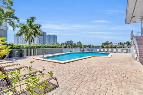 3161 S Ocean Drive Hallandale Beach FL 33009