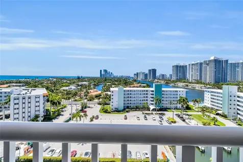 3161 S Ocean Drive Hallandale Beach FL 33009