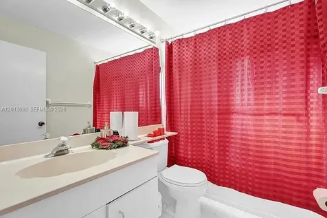 587 NW 38th Avenue Deerfield Beach FL 33442