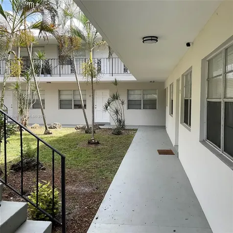 510 SE 9th Street Fort Lauderdale FL 33316