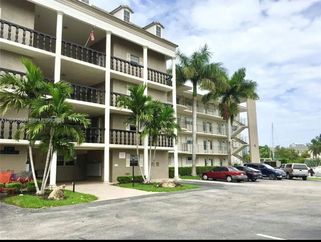 440 Paradise Isle Boulevard Hallandale Beach FL 33009