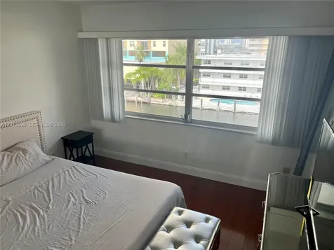 440 Paradise Isle Boulevard Hallandale Beach FL 33009