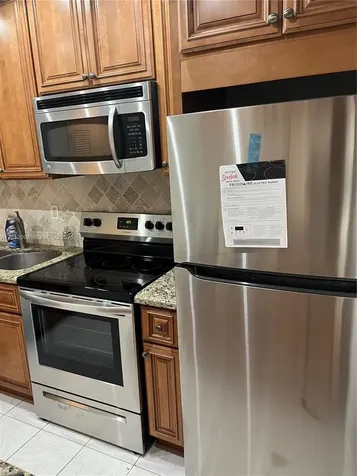 440 Paradise Isle Boulevard Hallandale Beach FL 33009
