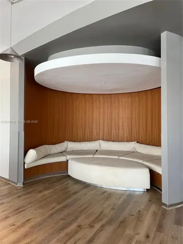 10275 Collins Avenue Bal Harbour FL 33154