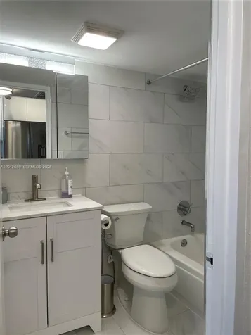10275 Collins Avenue Bal Harbour FL 33154