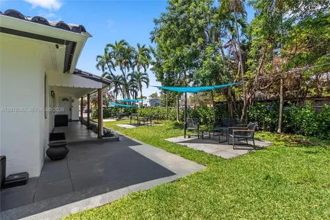 715 NE 6th Street Hallandale Beach FL 33009