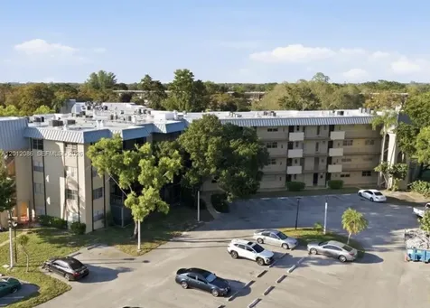 Lauderhill FL 33319