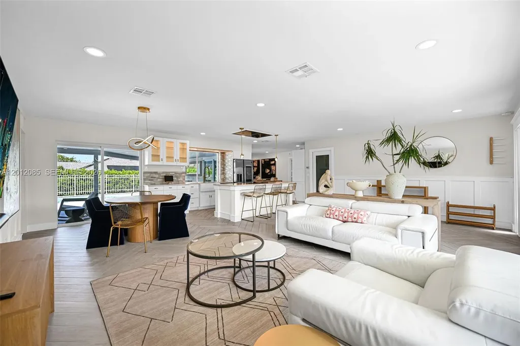 1001 NW 4th Court Boca Raton FL 33432