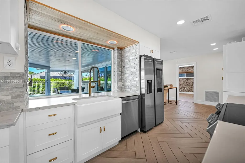 1001 NW 4th Court Boca Raton FL 33432