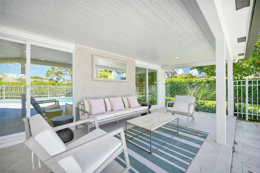 1001 NW 4th Court Boca Raton FL 33432