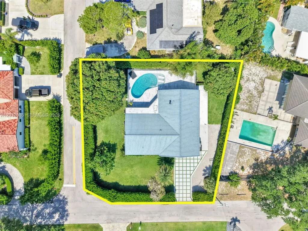 1001 NW 4th Court Boca Raton FL 33432