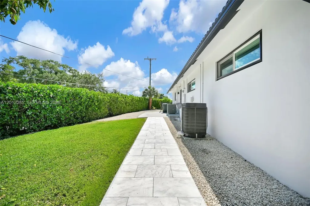 1001 NW 4th Court Boca Raton FL 33432