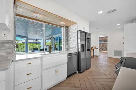 1001 NW 4th Court Boca Raton FL 33432