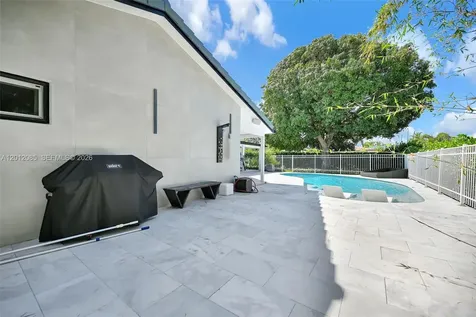 1001 NW 4th Court Boca Raton FL 33432