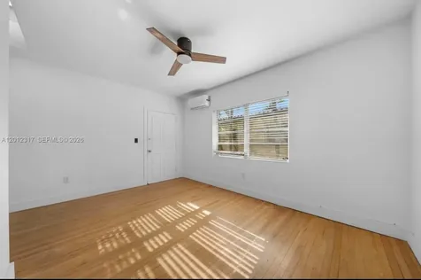 1612 Michigan Avenue Miami Beach FL 33139
