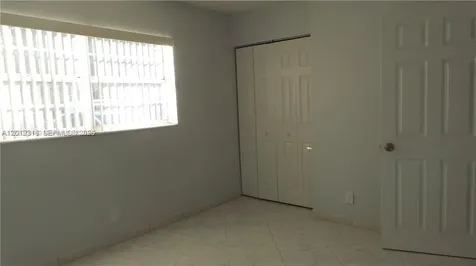 5031 W Oakland Park Boulevard Lauderdale Lakes FL 33313