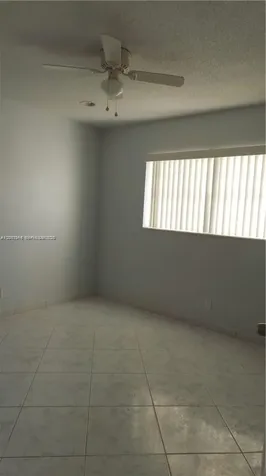 5031 W Oakland Park Boulevard Lauderdale Lakes FL 33313