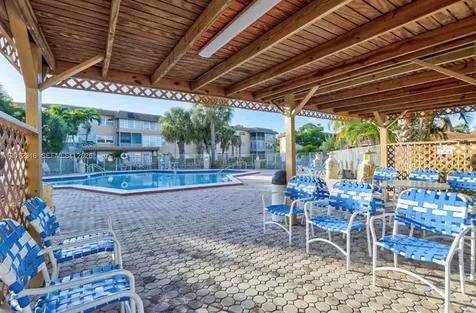 5031 W Oakland Park Boulevard Lauderdale Lakes FL 33313