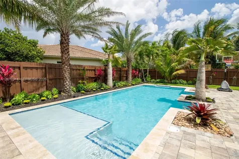 2910 Fairways Drive Homestead FL 33035