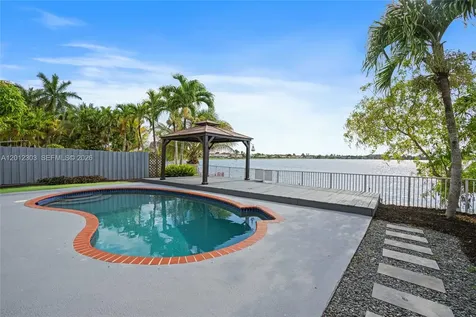 14024 SW 132nd Avenue Miami FL 33186