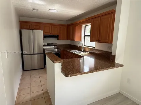 6850 NW 173rd Drive Hialeah FL 33015