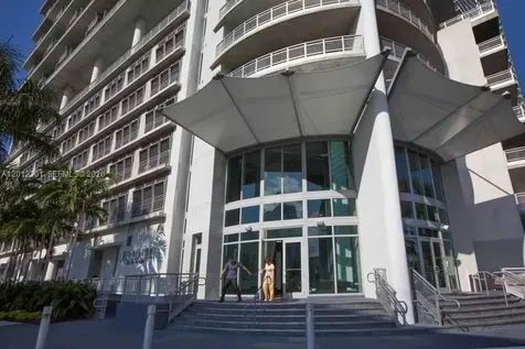 690 SW 1st Court Miami FL 33130