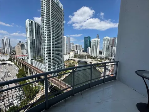 690 SW 1st Court Miami FL 33130