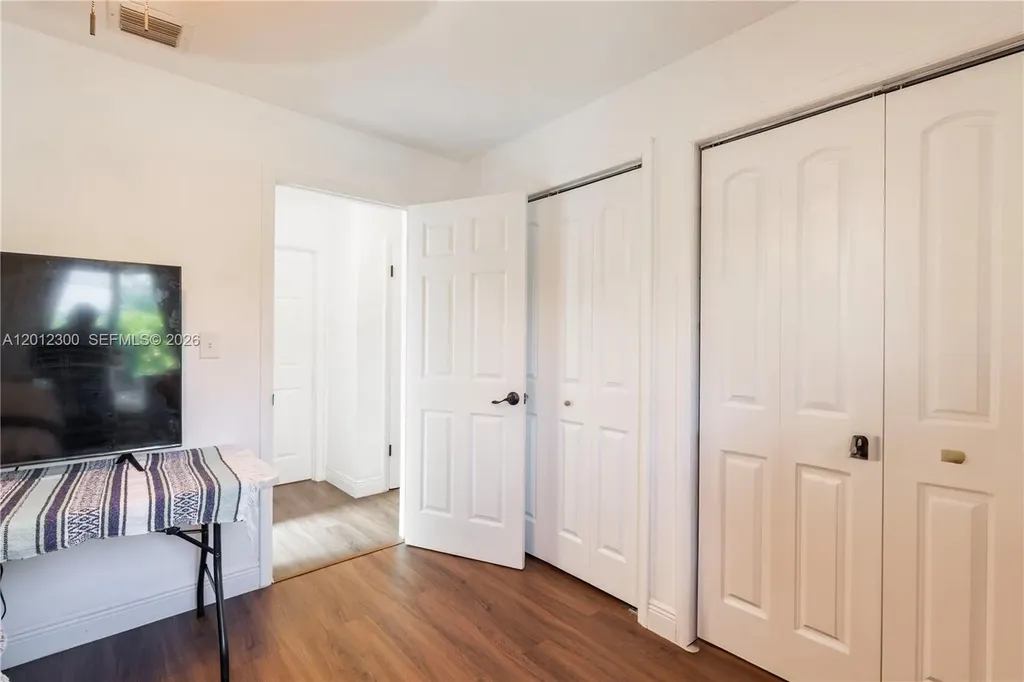 6451 Pershing Street Hollywood FL 33024