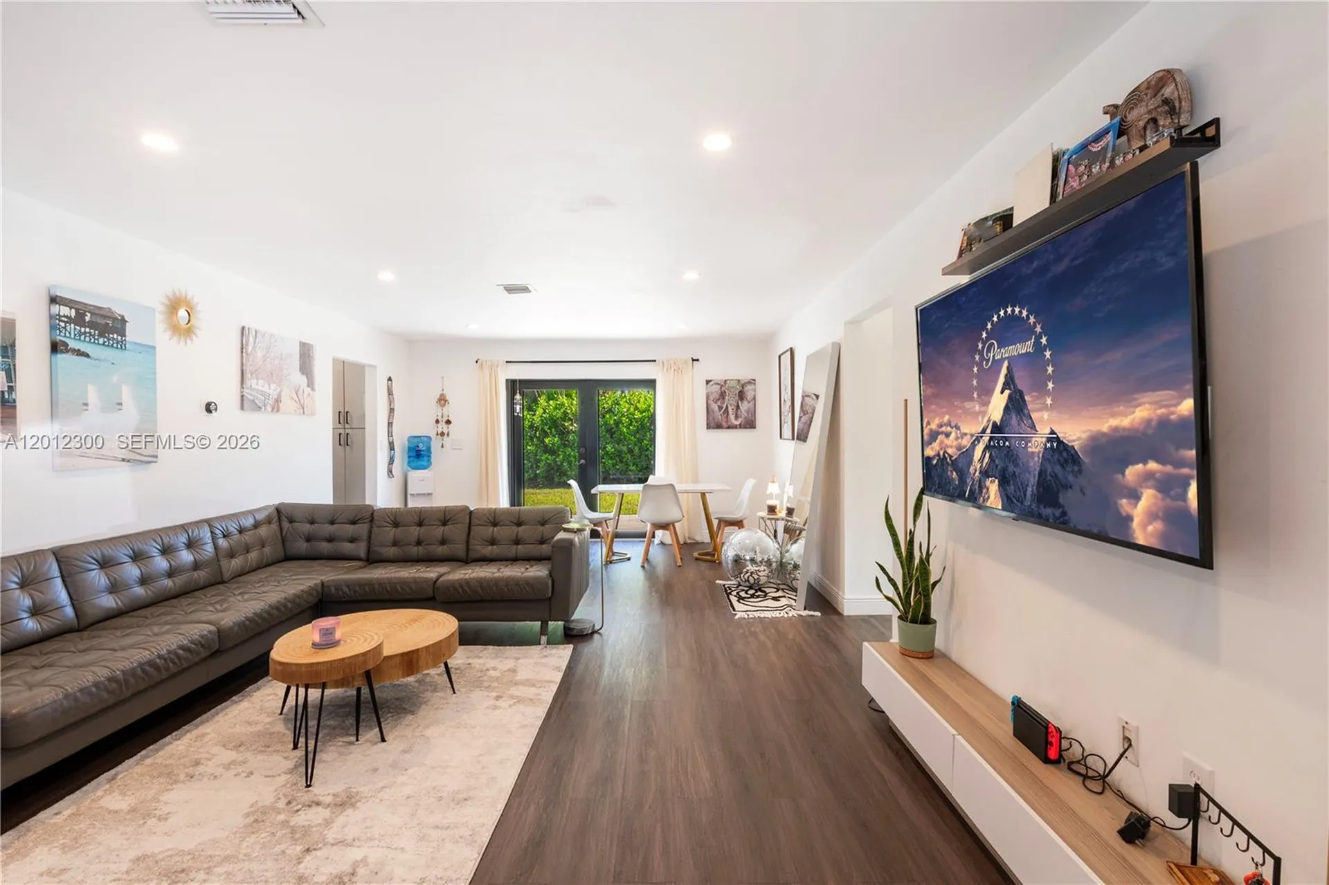 6451 Pershing Street Hollywood FL 33024