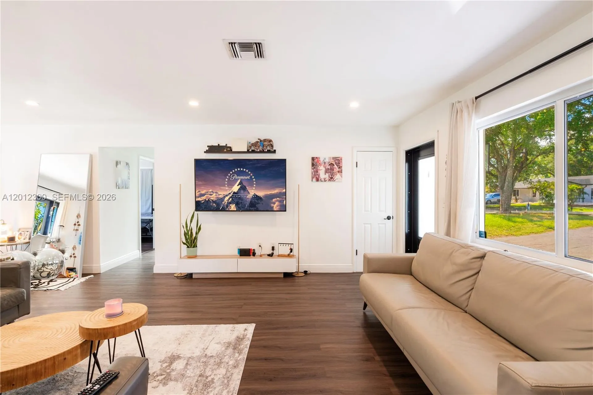 6451 Pershing Street Hollywood FL 33024