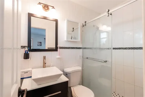 6451 Pershing Street Hollywood FL 33024