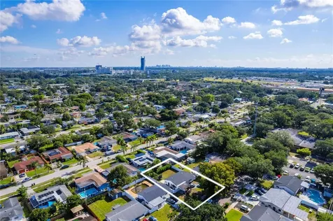 6451 Pershing Street Hollywood FL 33024