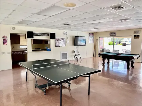 1817 S Ocean Drive Hallandale Beach FL 33009