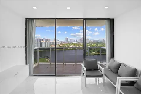 3675 N Country Club Drive Aventura FL 33180