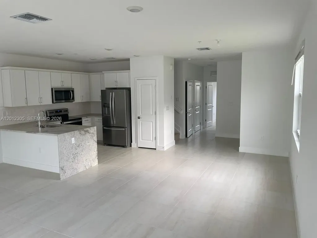 125 SW 171st Way Pembroke Pines FL 33027