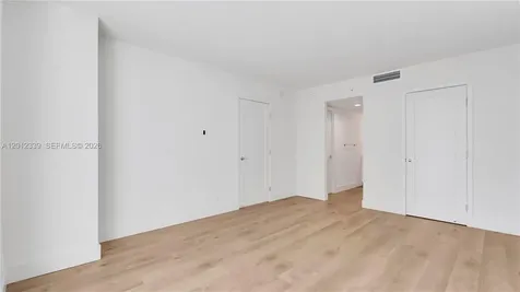 555 NE 34th Street Miami FL 33137