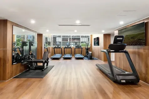 555 NE 34th Street Miami FL 33137