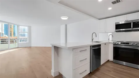 555 NE 34th Street Miami FL 33137