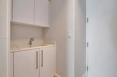 15701 Collins Avenue Sunny Isles Beach FL 33160