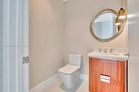 15701 Collins Avenue Sunny Isles Beach FL 33160