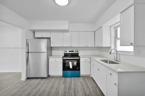 1061 NW 108 Terrace Miami FL 33168