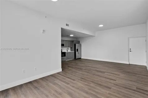 1021 NW 1st Street Miami FL 33128