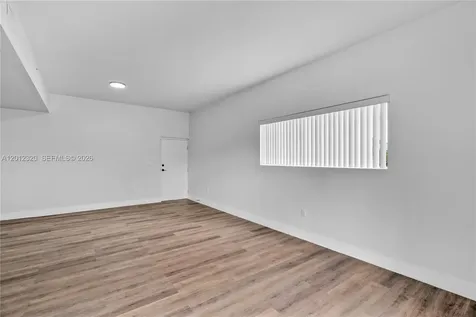 1021 NW 1st Street Miami FL 33128