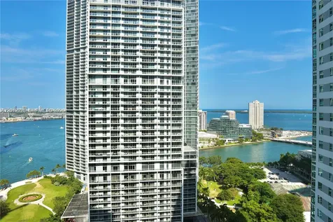 77 SE 5th Street Miami FL 33131