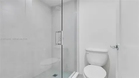 555 NE 34th Street Miami FL 33137