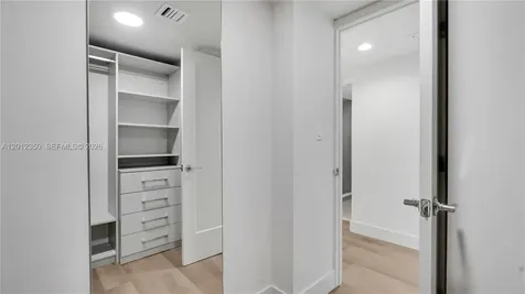 555 NE 34th Street Miami FL 33137