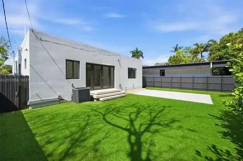 120 NE 49th Street Miami FL 33137