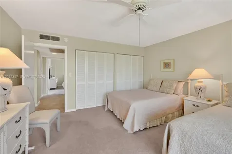 5 Bluebill Naples FL 34108