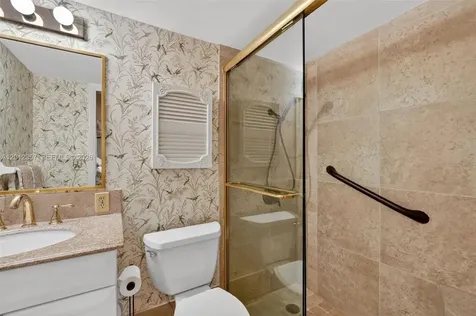 5 Bluebill Naples FL 34108