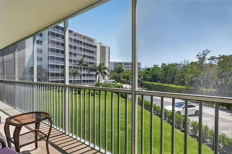 5 Bluebill Naples FL 34108